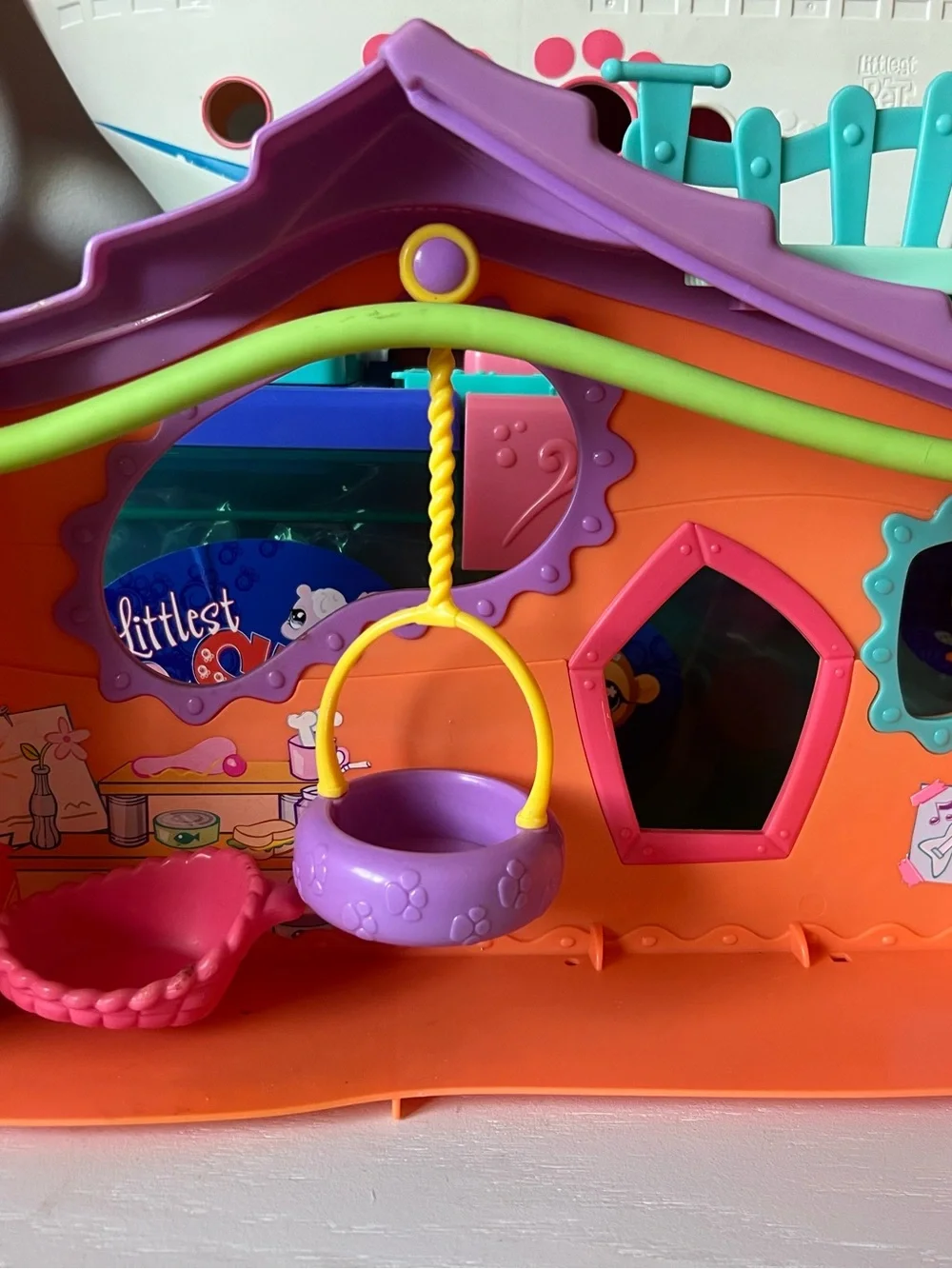 Littlest Pet Shop Pets Only! Clubhouse